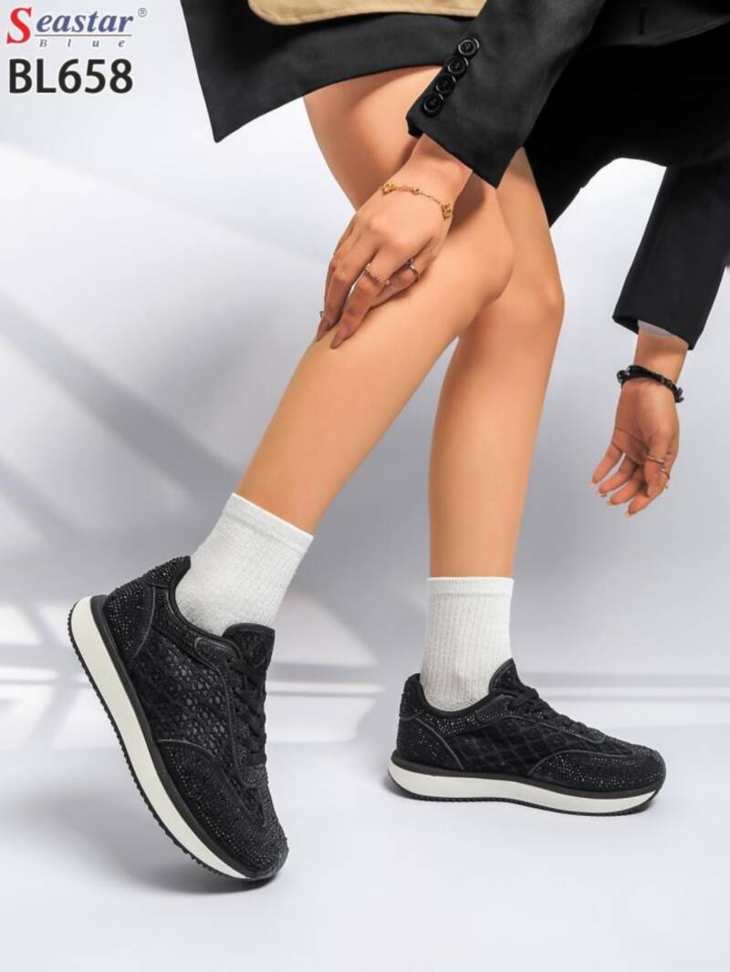 Buty sportowe damskie Roz 36-41 / 12 par	